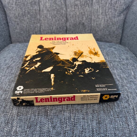 Leningrad (open, punched) SPI Simulations Publications, Inc. - Picture 2 of 10